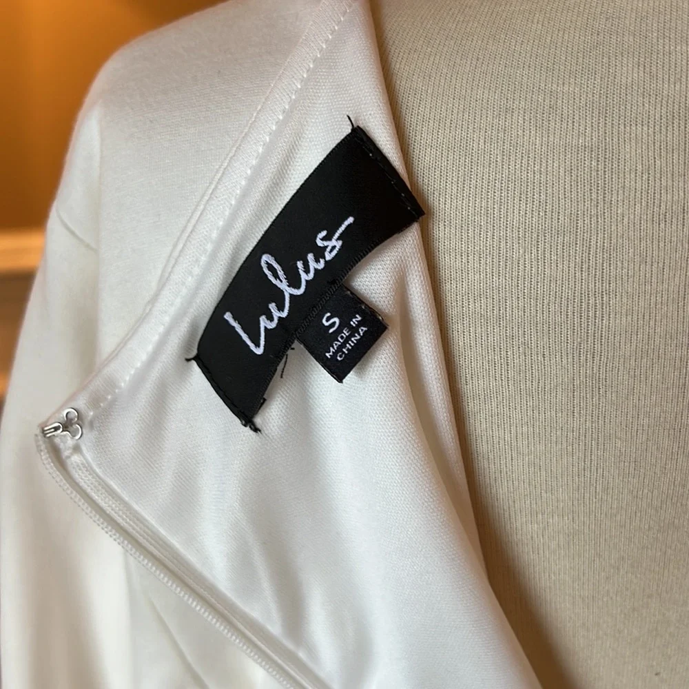 Lulus Bell Sleeve Bodycon - Picture 7 of 10